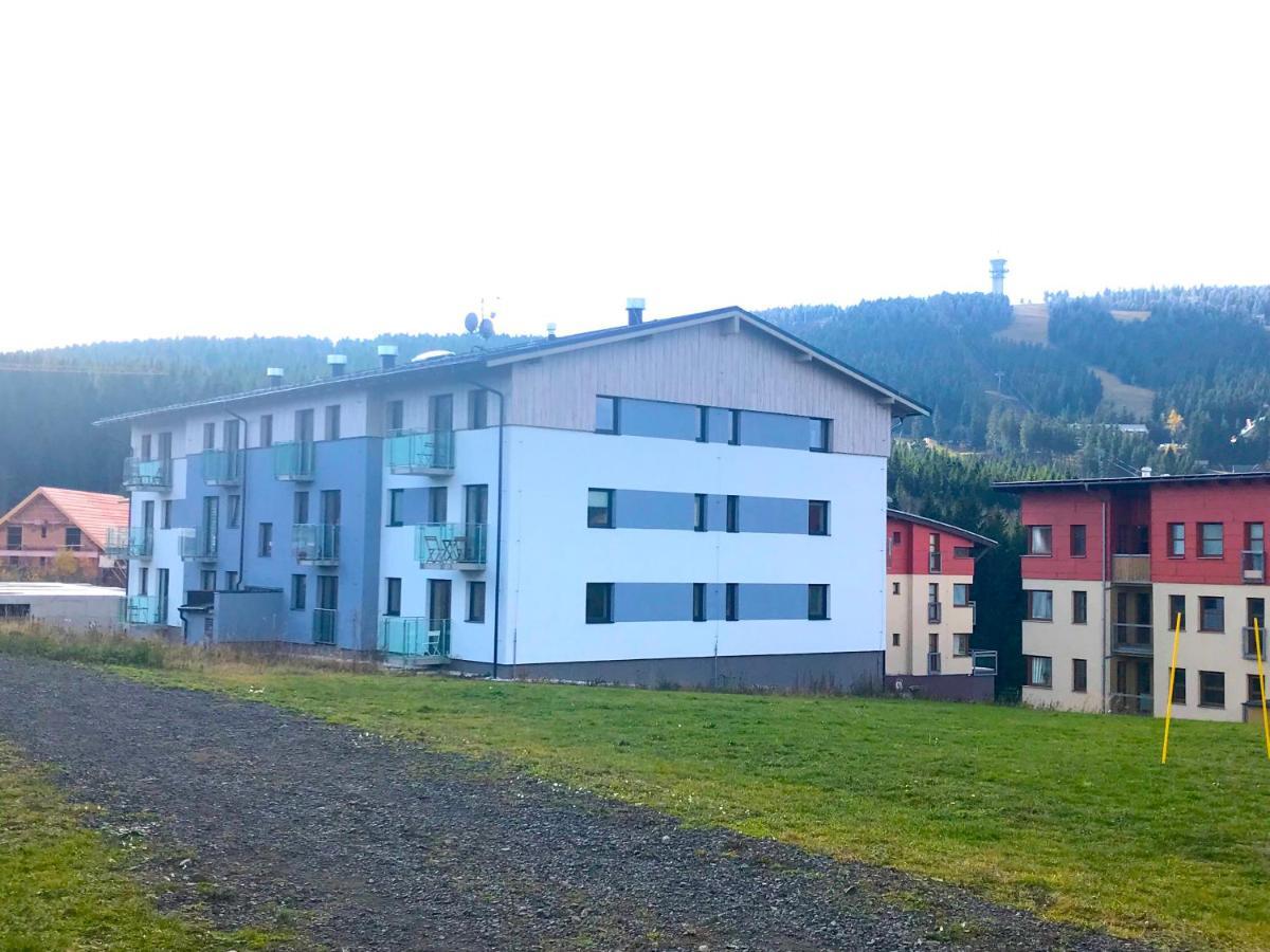Luxury Keilberg Apartment Loucná pod Klínovcem Exterior foto